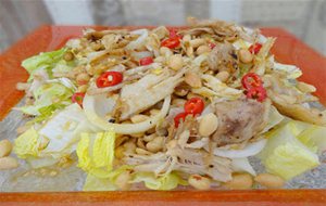 Ensalada Thai Con Pollo
