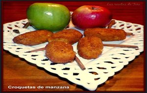 
croquetas De Manzana Y Queso Con Crema Pastelera.
