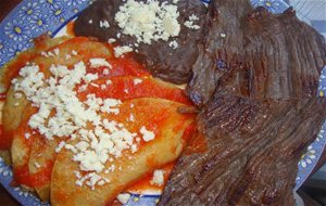 Cecina Y Enchiladas Huastecas 
