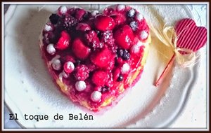 Tarta  De Lemón Curd Y Frutos Rojos Para San Valentin 
