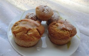 Muffins De Melocotón Con Aroma De Manzana
