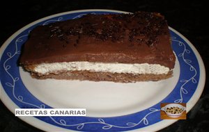 Tarta De Chocolate Y Nata