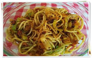Espaguetis Fáciles Y Rápidos Con Un Toque Picantito  :-)
