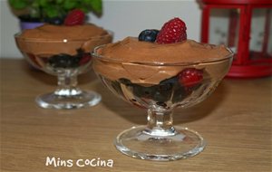 Copas De Mousse De Chocolate Y Frutas Del Bosque - Receta Nº 100
