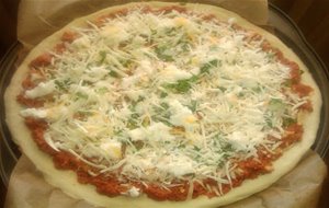 
pizza De Pollo Tikka
