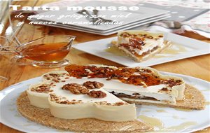 Tarta Mousse De Yogur Griego Con Miel Y Nueces Caramelizadas
