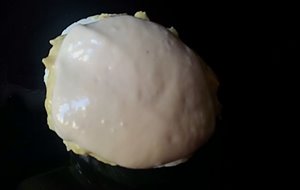 Huevos Rellenos Con Aguacate Y Mayonesa De Atún
