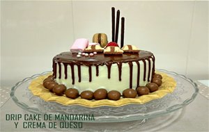 Drip Cake De Mandarina Y Crema De Queso
