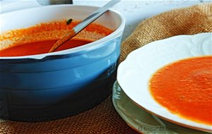 Sopa De Tomate Y Albahaca 

