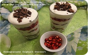 Verrine De Grenade Et Yaourt / Pomegranate Yoghurt Dessert / Copa De Granada Y Yogur
