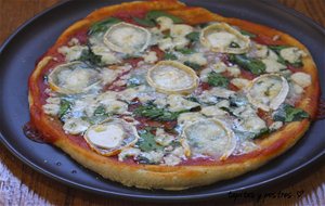 Pizza De Espinaca Y Queso De Cabra.
