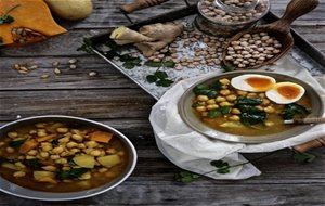Sopa De Garbanzos Al Estilo Potaje (vegan)
