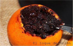 Brownie  De Chocolate,  En Una Naranja  
