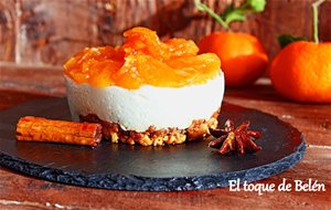 Tartitas   De Yogur  Con Crumble De Galletas Y  Mermelada De Mandarinas 
