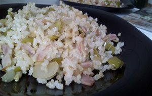 Receta Rápida Y Sencilla: Arroz Integral Con Pimiento Verde, Cebolla Y Bacon
