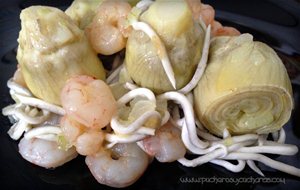 Alcachofas Salteadas Con Gambas Y Gulas
