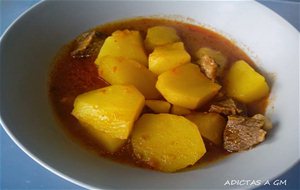 Guiso De Carne Con Patatas En Olla Gm
