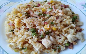 Arroz Chaufa Al Estilo limeño