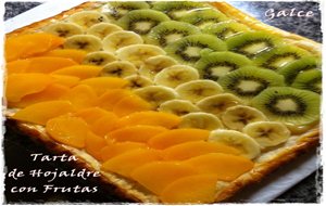 Tarta De Hojaldre Con frutas