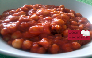 Garbanzos Con Tomate 
