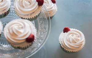 Cupcakes De Frambuesa Y Queso Mascarpone