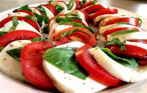 Ensalada De Tomate Y Queso  Light
