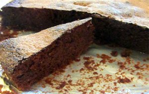 Tarta De Chocolate, Almendras Y Naranja
