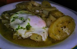 Patatas Con Huevos Escalfados
