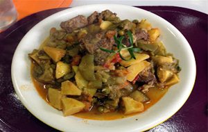 Menestra De Verduras Con Carne    ( Estilo María)
