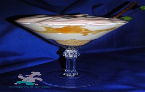 Coctel De Frutas Con Crema De Queso
