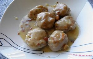 Albondigas Con Almendras
