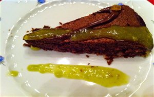 Brownie De Naranja Con Coulis De Curaçao
