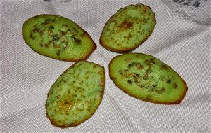 Magdalenas De Concha De Pistachos
