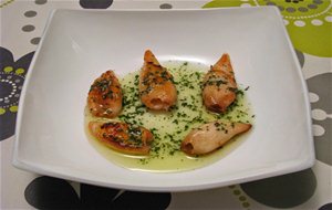 Chipirones A La Plancha Con Salsa Verde 
