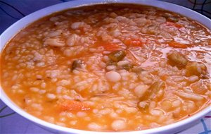 Potaje De Arroz Con Habichuelas
