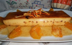 Flan De Naranja Con Gajos De Naranja En Almíbar
