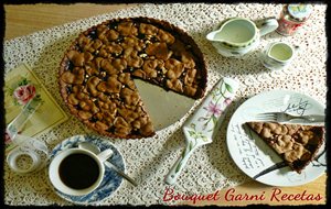 Tarta De Ciruelas Remolacha Y Nueces
