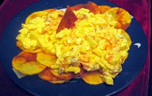 Ensalada De Melón, Manzana, Salmón Y Batata (boniato) Chips