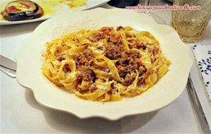 Pasta Con Ragù A La Bolognese (pasta A La Boloñesa)