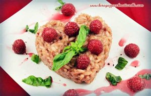 Receta Especial Para San Valentín: Corazón De Risotto De Frambuesas Y Cava