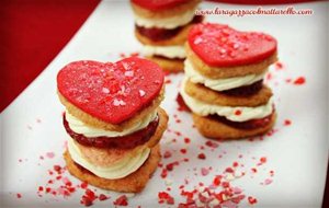 Tentación Dulce De San Valentín Con Galleta De Coco, Mascarpone Y Fresa