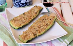 Calabacines Al Horno Rellenos De Atún, Alcaparras Y Parmesano