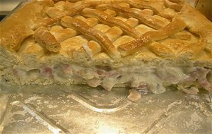 Empanada De Falsa Carbonara Con Quesos
