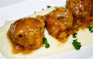 Albóndigas En Salsa Española
