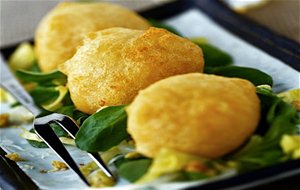 Buñuelos De Queso Manchego
