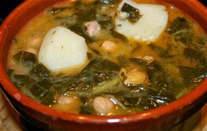 Caldo Gallego
