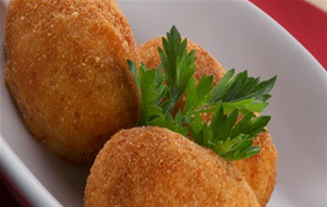 Croquetas De Queso Y Plátano
