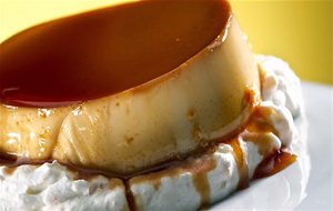 Flan De Vainilla Con Nata
