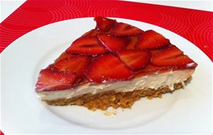 Tarta De Requesón Y Fresas
