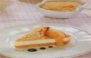 Cuajada De Queso Idiazabal Con Dulce De Manzana Y Virutas De Nueces
